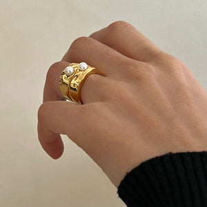 VILZSTUDIOS Elegant pearl ring for stylish accessories