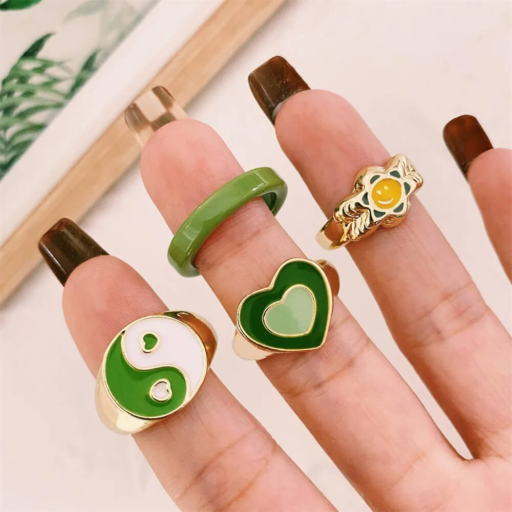 VILZSTUDIOS Trendy ring set with unique designs
