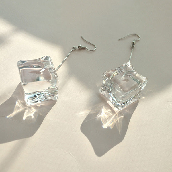 VILZSTUDIOS Stylish drop earrings for fashion enthusiasts