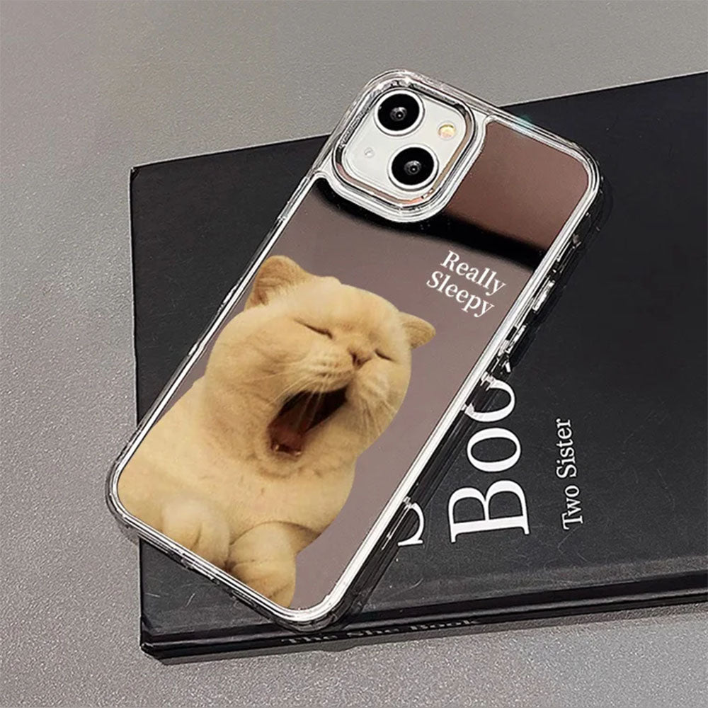 VILZSTUDIOS Generic phone case with playful cat design