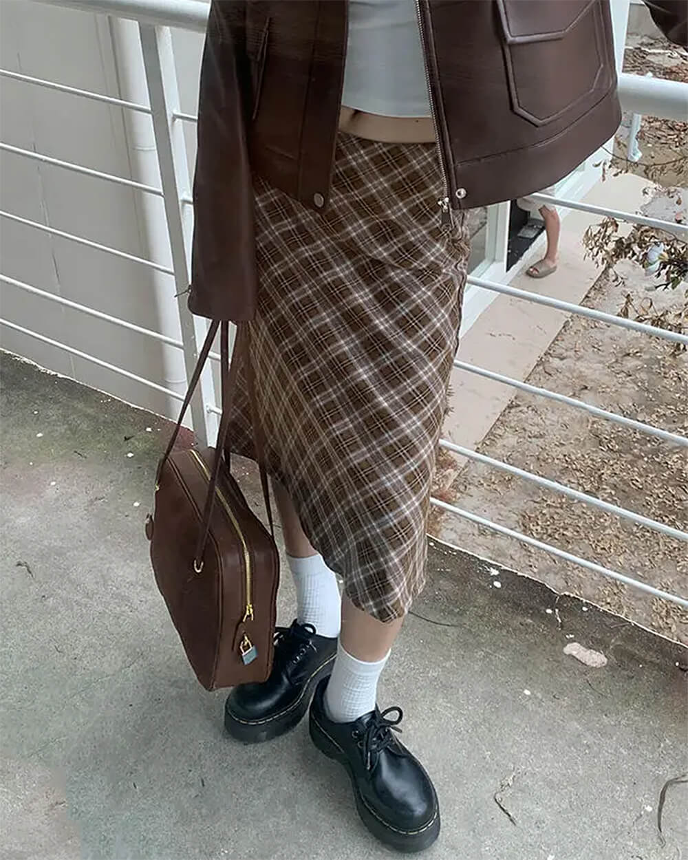 VILZSTUDIOS Plaid A-line midi skirt for trendy fashion