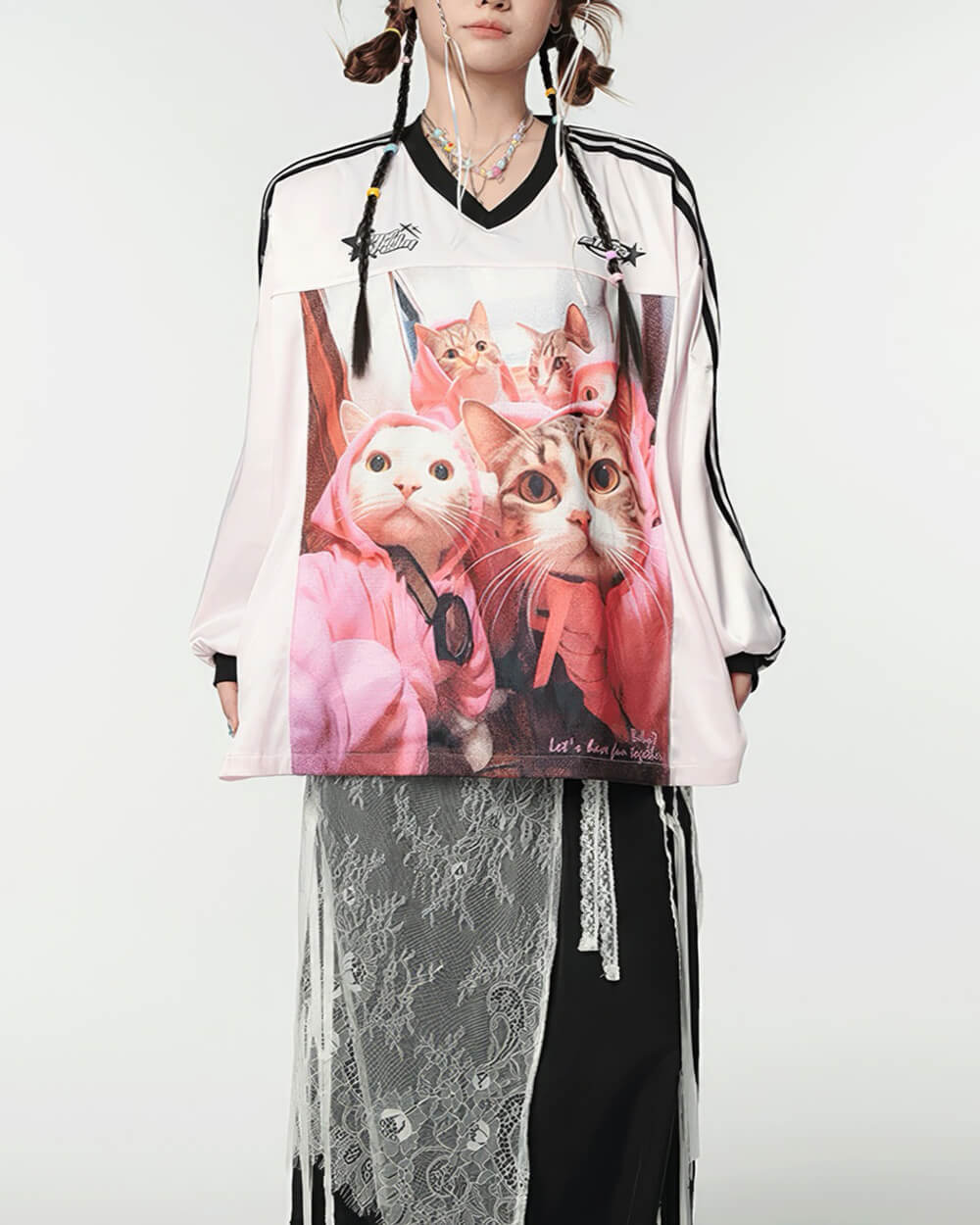 VILZSTUDIOS Chill Vibe Cat Long Sleeve sweatshirt with oversized design