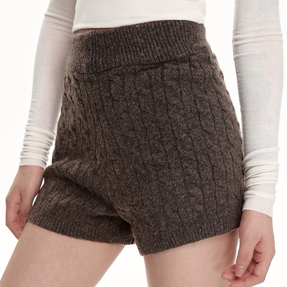 VILZSTUDIOS cable knit shorts for stylish comfort