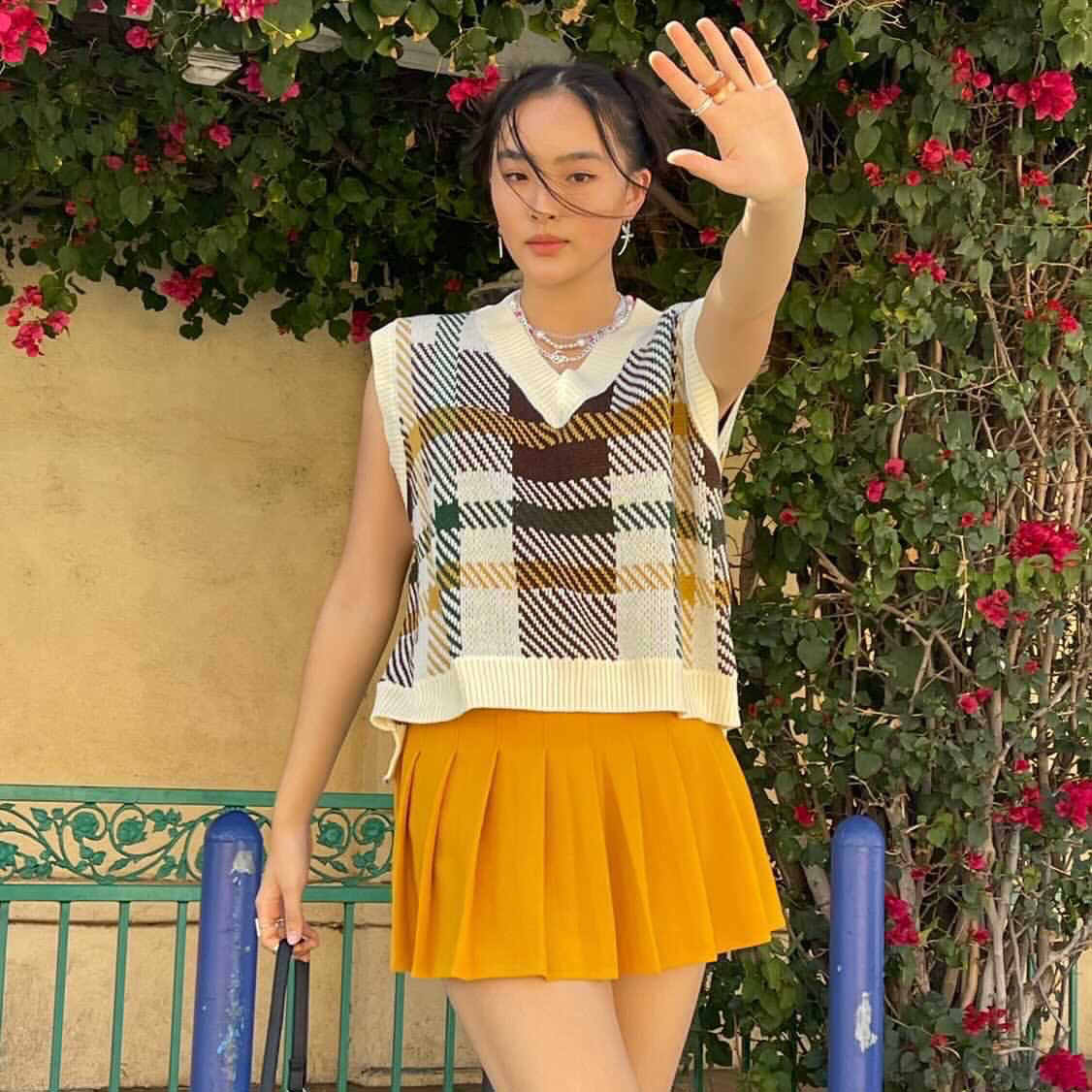 VILZSTUDIOS Stylish mini skirt for streetwear fashion
