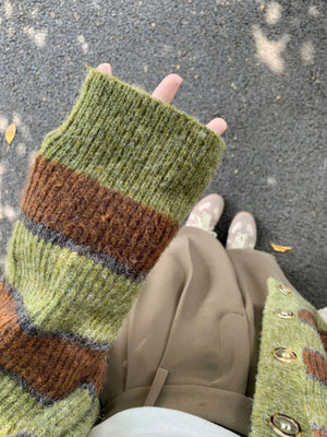 VILZSTUDIOS Chill Vibes Striped Cardigan for relaxed autumn style