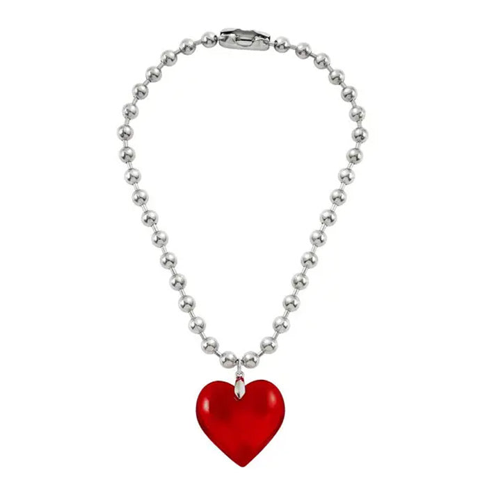 VILZSTUDIOS Heart pendant necklace for stylish accessorizing