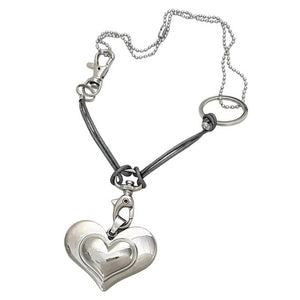 VILZSTUDIOS Heart pendant necklace in stylish design