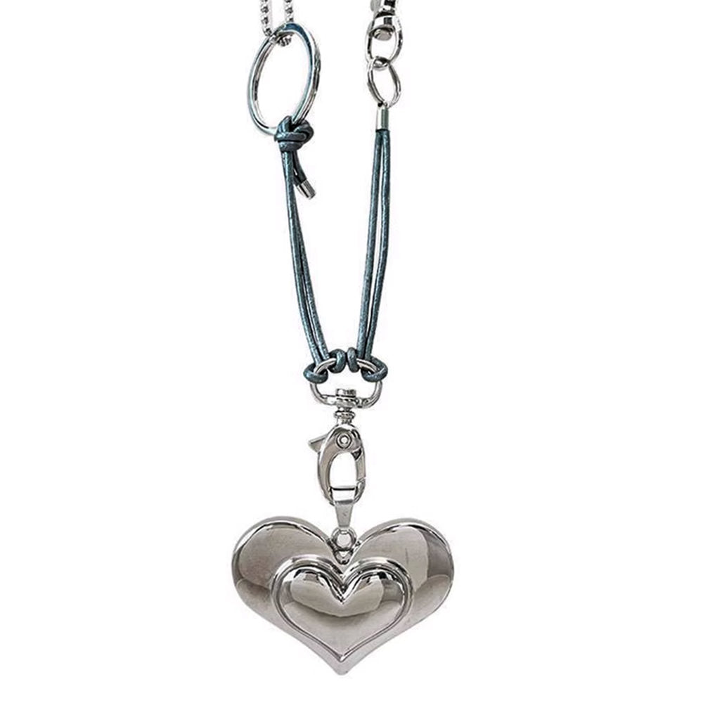 VILZSTUDIOS Heart pendant necklace in stylish design