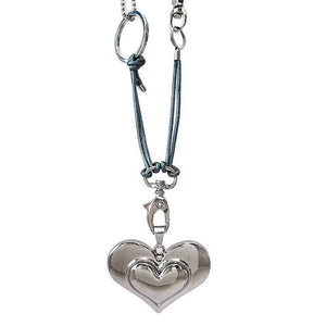 VILZSTUDIOS Heart pendant necklace in stylish design