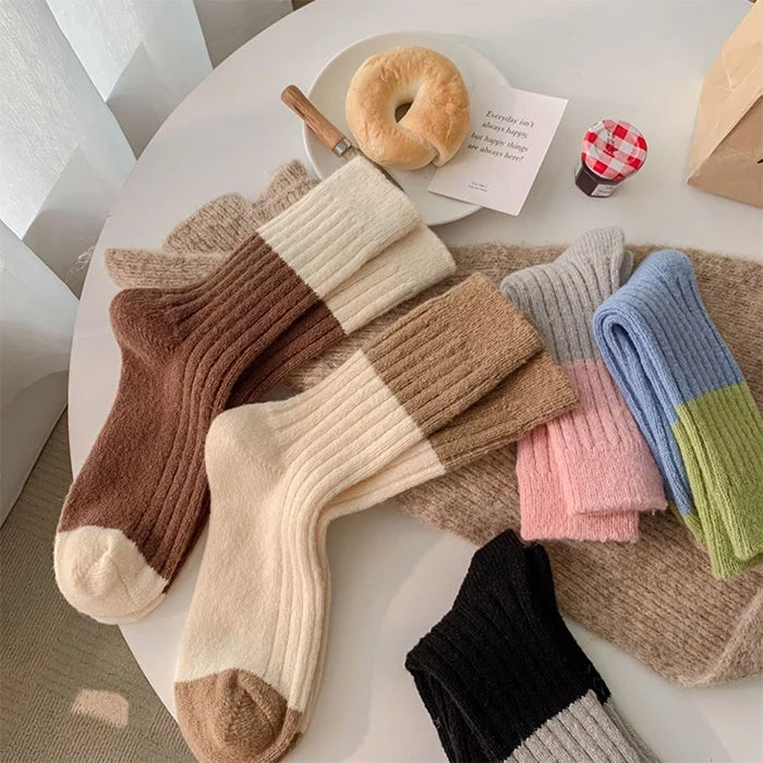 VILZSTUDIOS Cozy color block socks for stylish comfort