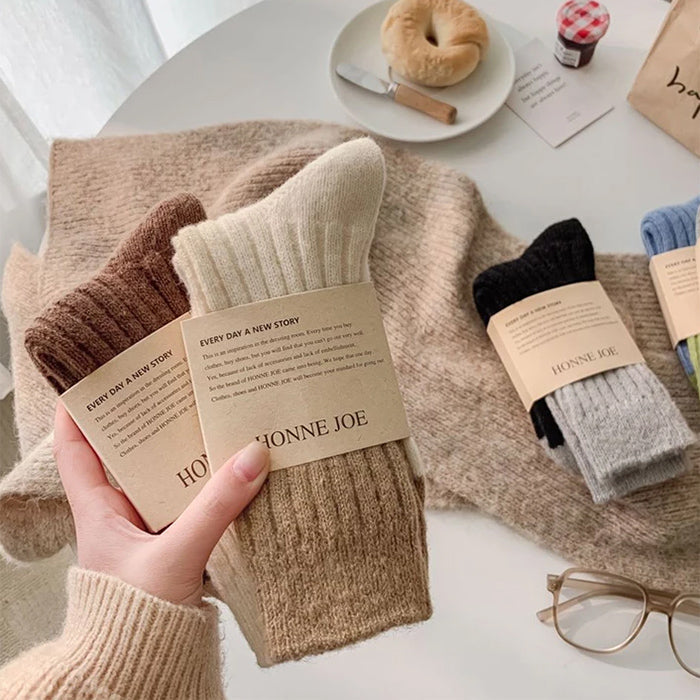 VILZSTUDIOS Cozy color block socks for stylish comfort