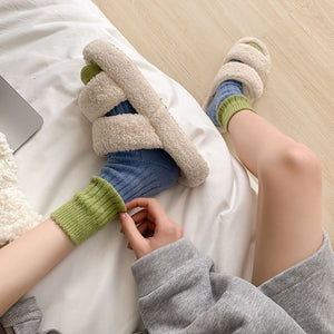 VILZSTUDIOS Cozy color block socks for stylish comfort