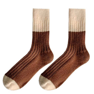 VILZSTUDIOS Cozy color block socks for stylish comfort