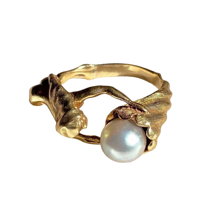 VILZSTUDIOS Stylish asymmetrical pearl ring
