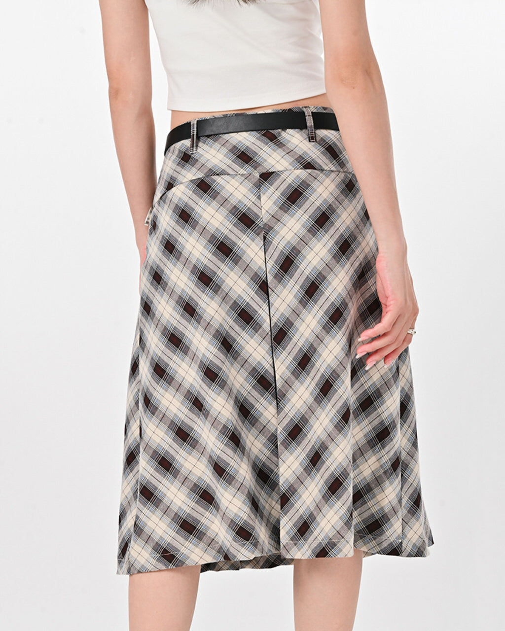 VILZSTUDIOS Stylish plaid pleated skirt for modern fashion
