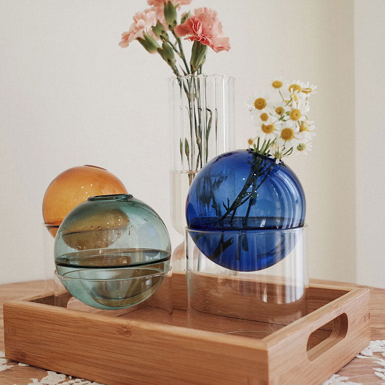 VILZSTUDIOS Contemporary spherical glass vase for home decor
