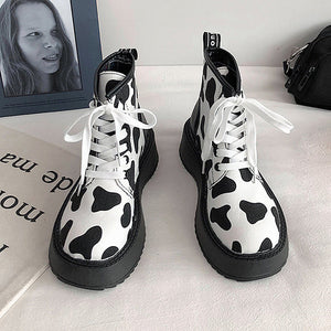 VILZSTUDIOS Cow print ankle boots in stylish design