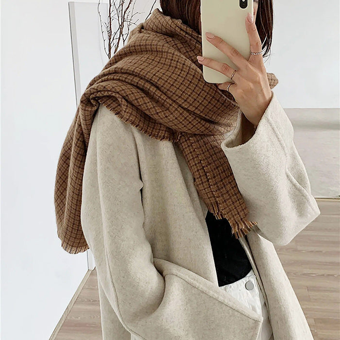 VILZSTUDIOS Plaid scarf for warmth and style
