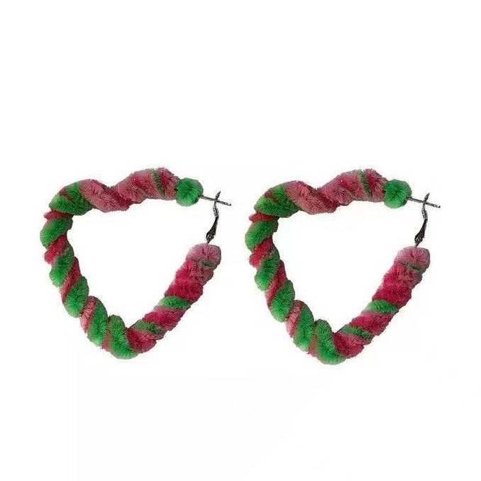 VILZSTUDIOS Cozy Charm Heart Hoop Earrings from VILZSTUDIOS