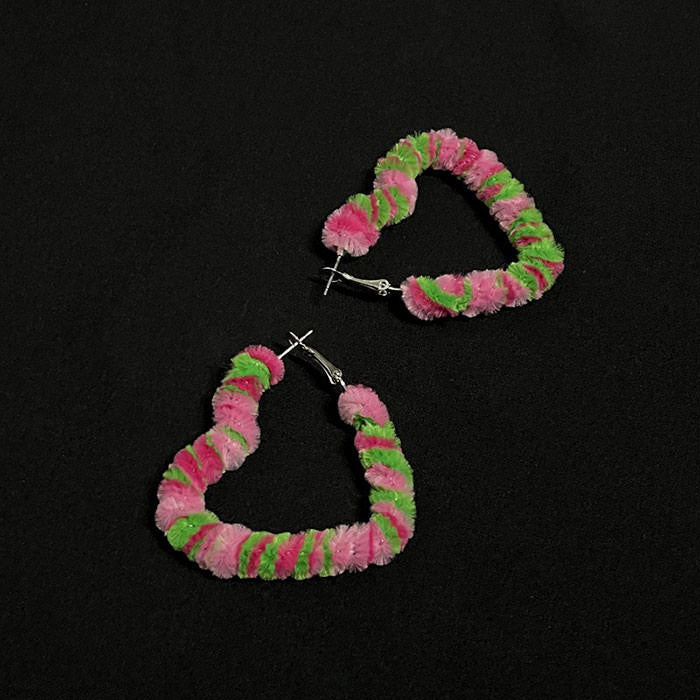 VILZSTUDIOS Cozy Charm Heart Hoop Earrings from VILZSTUDIOS