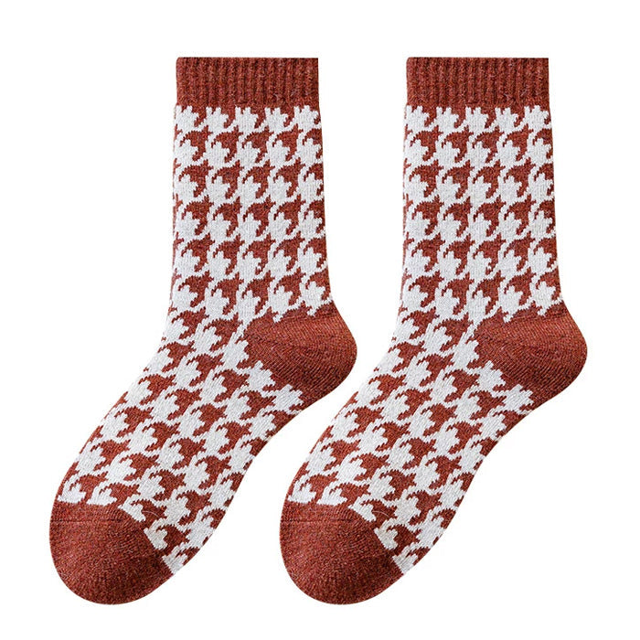 VILZSTUDIOS Trendy brown socks for stylish outfits