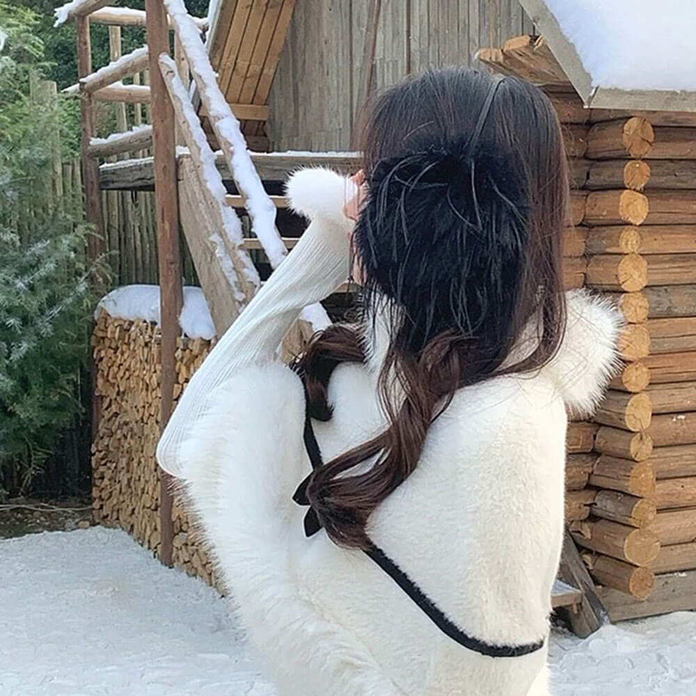 VILZSTUDIOS Faux fur earmuffs for warmth and style