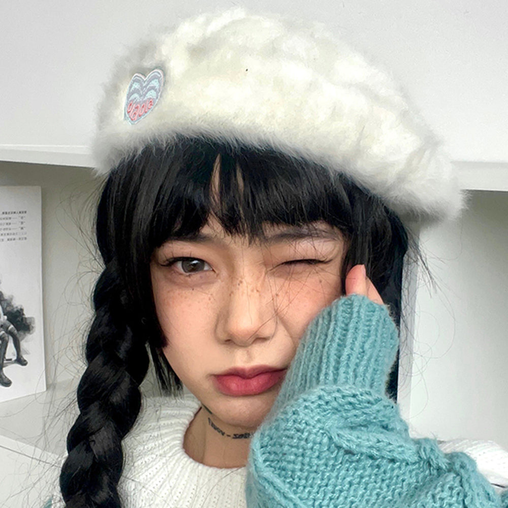 VILZSTUDIOS Fluffy beret with heart patch from VILZSTUDIOS