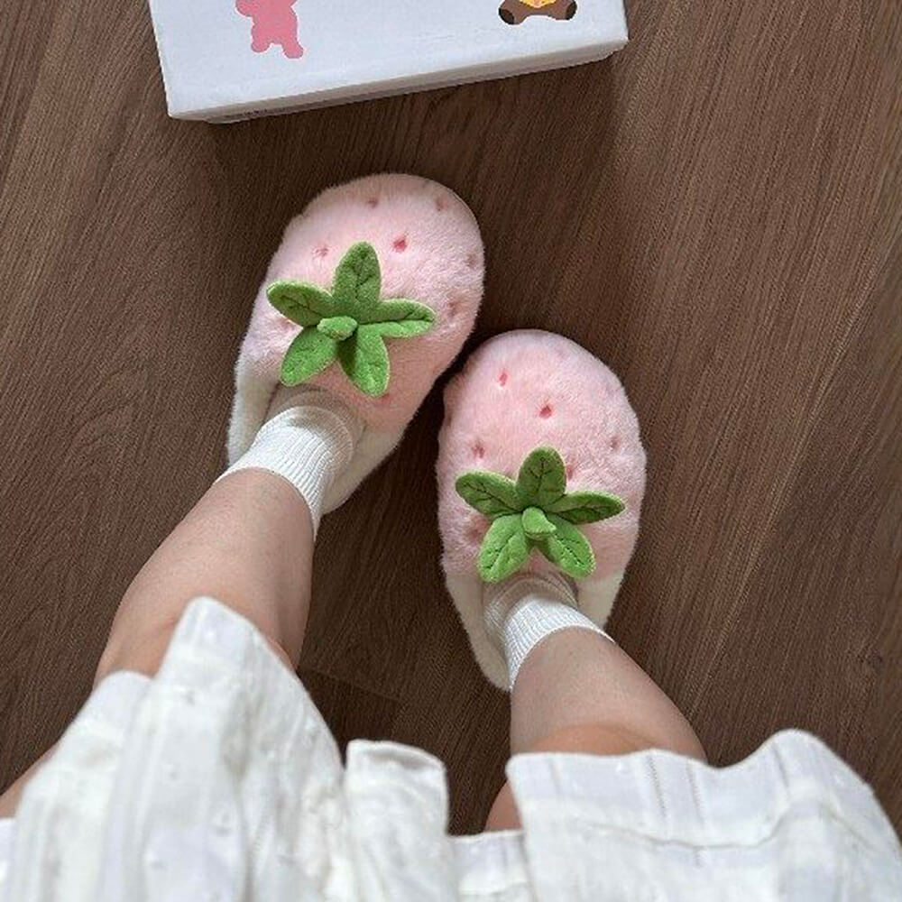 VILZSTUDIOS Cozy fluffy slippers for comfortable wear