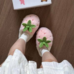 VILZSTUDIOS Cozy fluffy slippers for comfortable wear