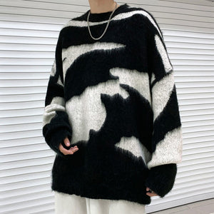 VILZSTUDIOS Cozy grunge fuzzy sweater for casual streetwear style