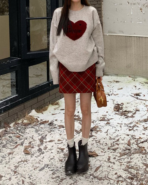 VILZSTUDIOS Cozy knit sweater with heart design