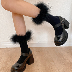VILZSTUDIOS Cozy high knee socks for stylish comfort