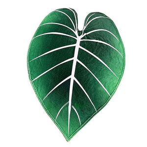 VILZSTUDIOS Cozy blanket featuring a leaf design