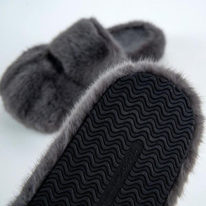 VILZSTUDIOS Cozy plush slippers for comfort and style