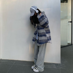 VILZSTUDIOS Cozy plaid oversized jacket for stylish layering