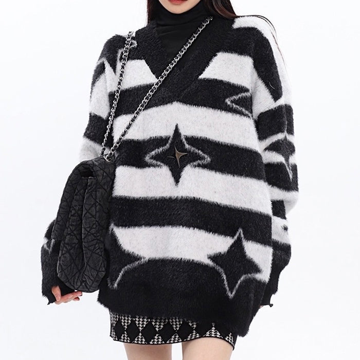 VILZSTUDIOS Cozy striped knit sweater with star accents