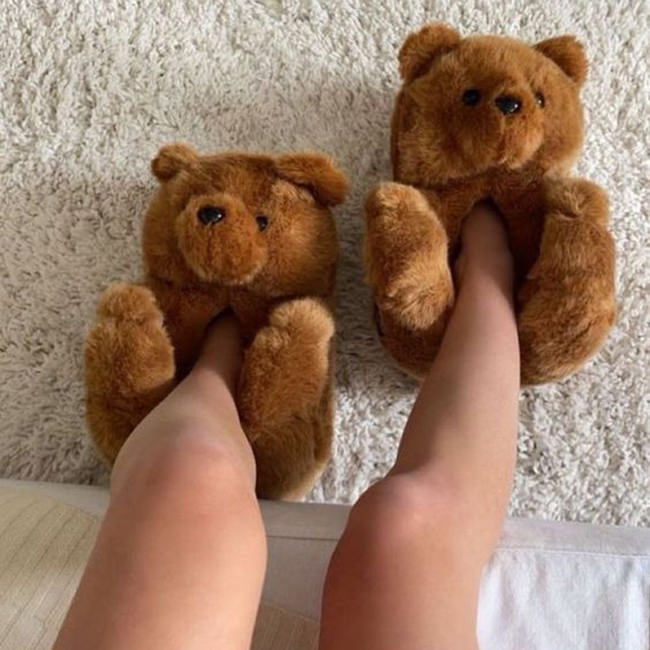 VILZSTUDIOS Comfortable and stylish teddy bear slippers for relaxation
