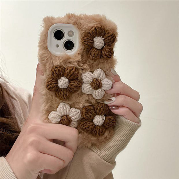 VILZSTUDIOS Stylish phone case with crochet design