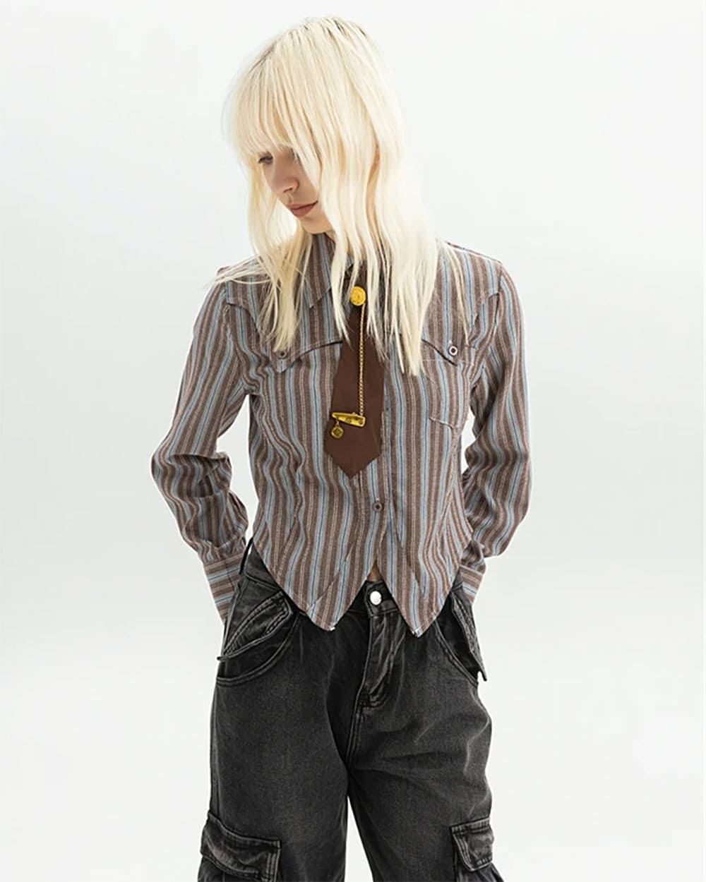 VILZSTUDIOS Cropped striped shirt with detachable tie and wide cuffs