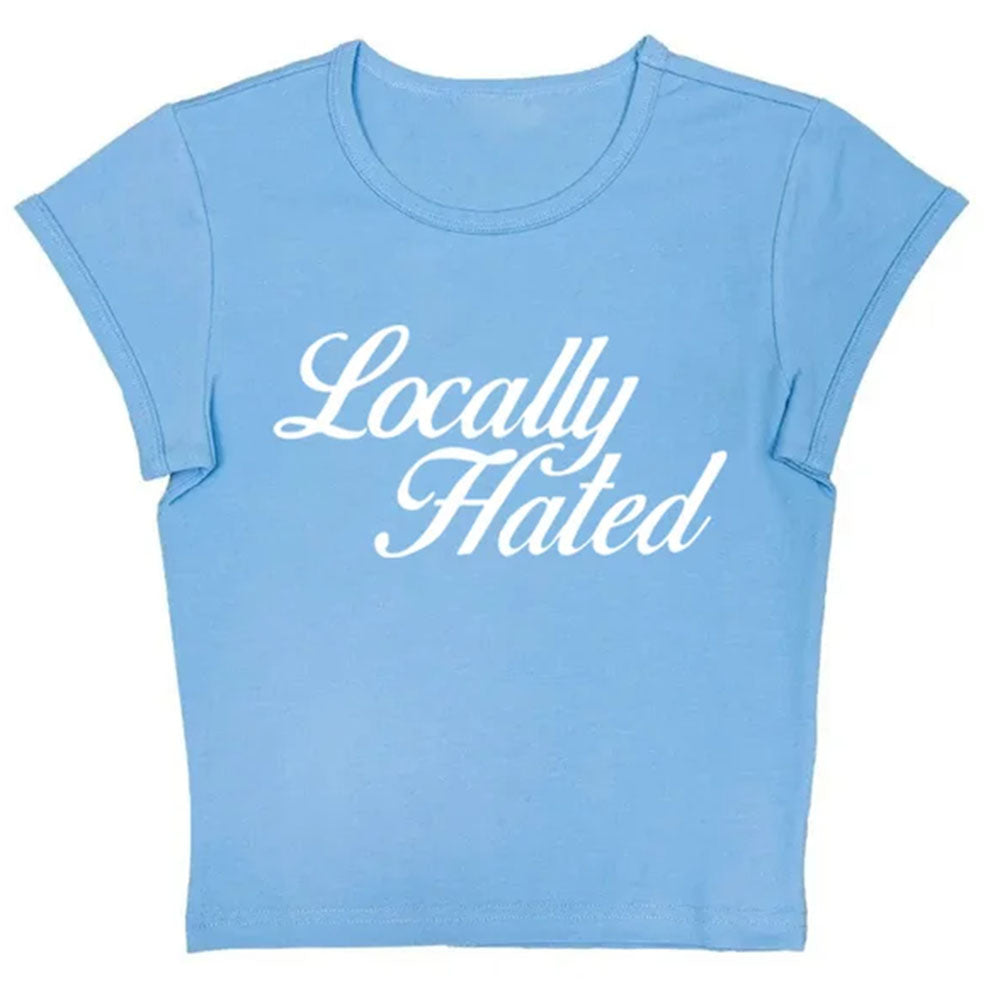 VILZSTUDIOS Stylish cropped tee with bold lettering design