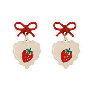 VILZSTUDIOS Cute strawberry dangle earrings for stylish accessories