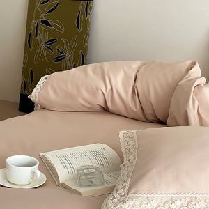 VILZSTUDIOS dusty rose cotton duvet cover set with scalloped floral lace borders