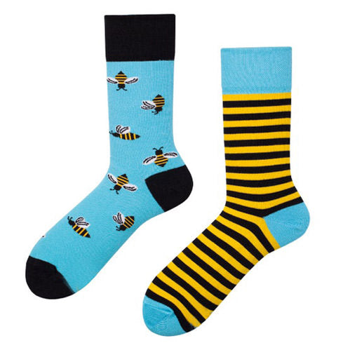 VILZSTUDIOS Eclectic bee patterned socks for streetwear style
