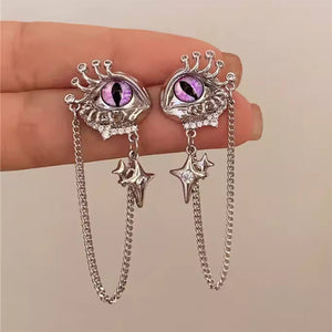 VILZSTUDIOS Unique earrings with eye design and chains