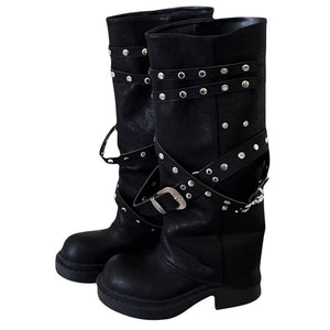 VILZSTUDIOS Edgy combat boots with buckle design and chunky sole