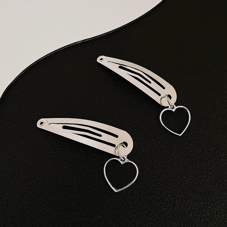 VILZSTUDIOS Fashionable hair accessory clips for styling