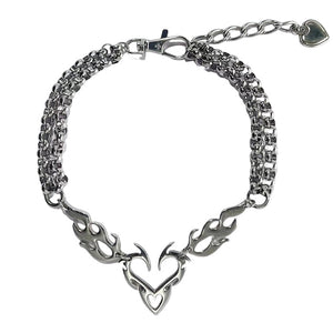 VILZSTUDIOS Edgy Heart Pendant Chain Necklace for streetwear style