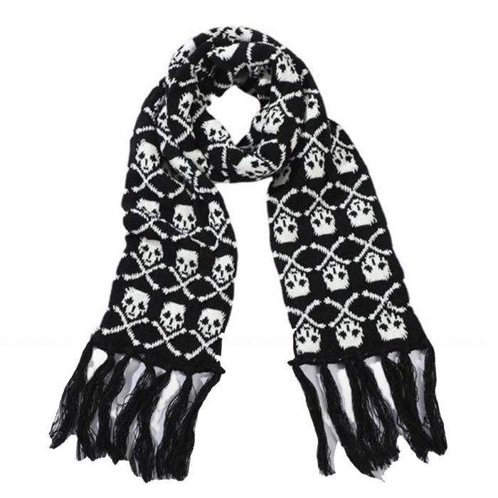 VILZSTUDIOS Stylish knitted scarf featuring a skull design