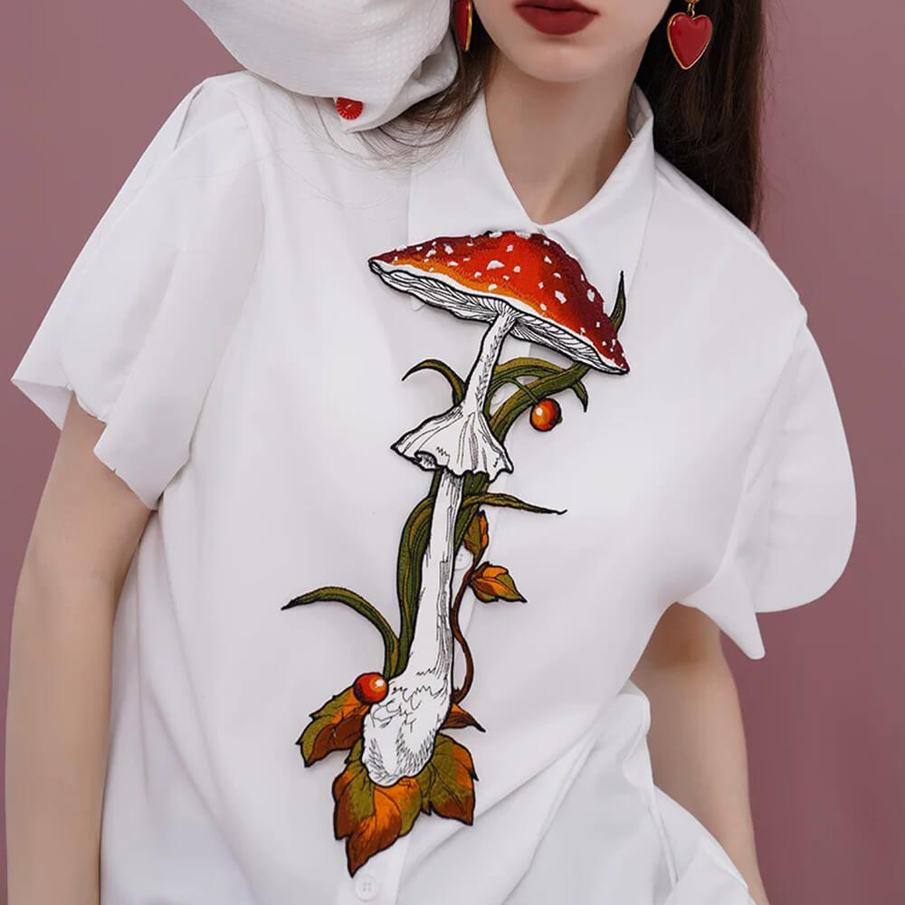 VILZSTUDIOS Embroidered necktie with mushroom design