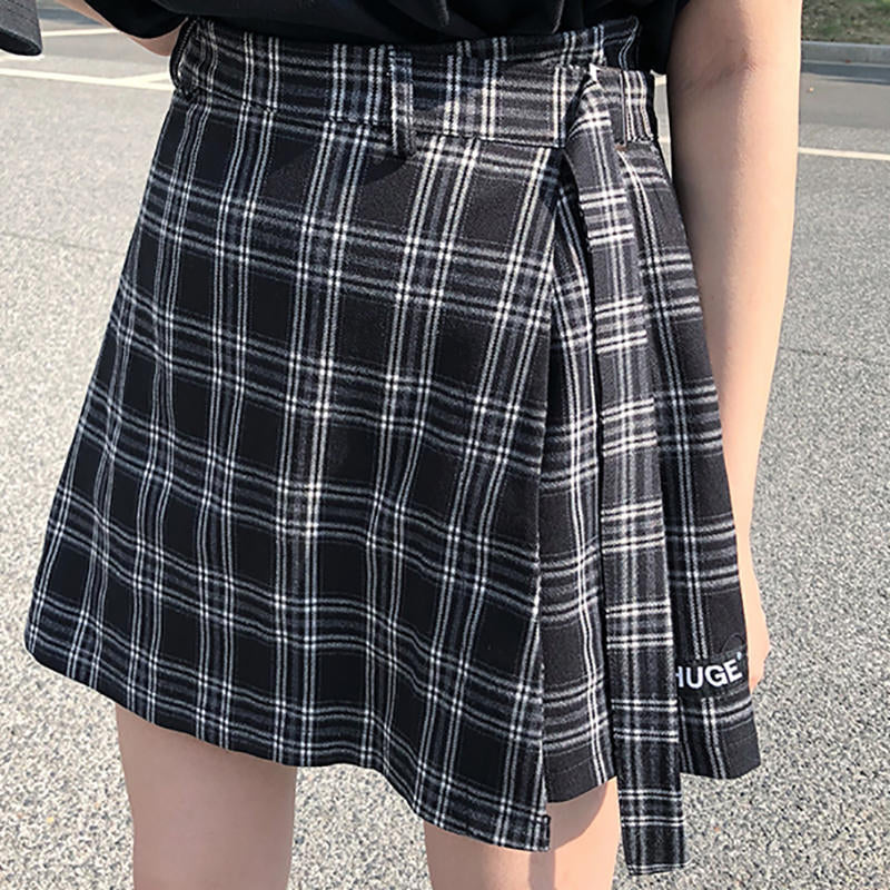 VILZSTUDIOS Stylish mini skirt from VILZSTUDIOS